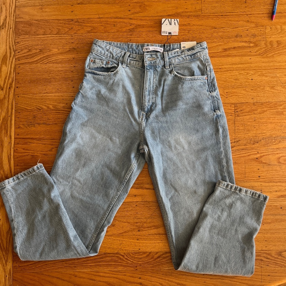 NWT Zara High Waisted Mom Jeans